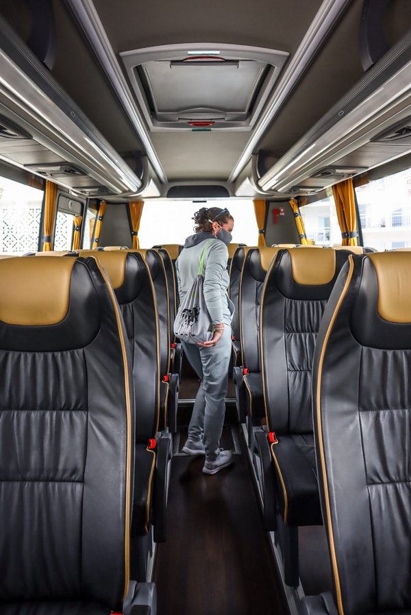 Astuces pour une location de minibus réussie en groupe